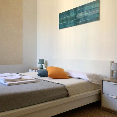 A Due Passi Da Giulietta-Casa Montecchi เวโรนา ภายนอก รูปภาพ