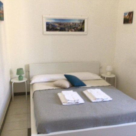 A Due Passi Da Giulietta-Casa Montecchi เวโรนา ภายนอก รูปภาพ